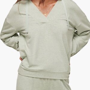 Travis Mathew Light Green Hoodie Sweatshirt